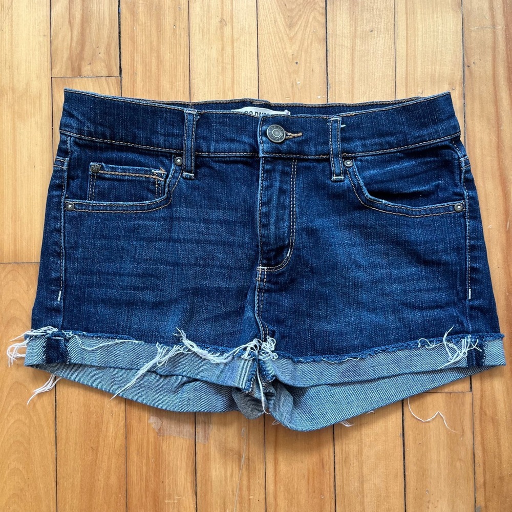 GRG DNM Women's Denim Shorts Dark Wash Cuffed Frayed Hem Size 3 Stretch